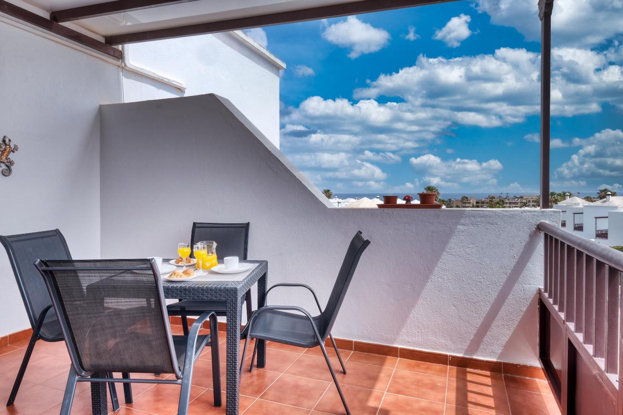 Casa Yare, Shared Pool, Air-Con, Fast Wifi Villa Costa Teguise Exteriör bild
